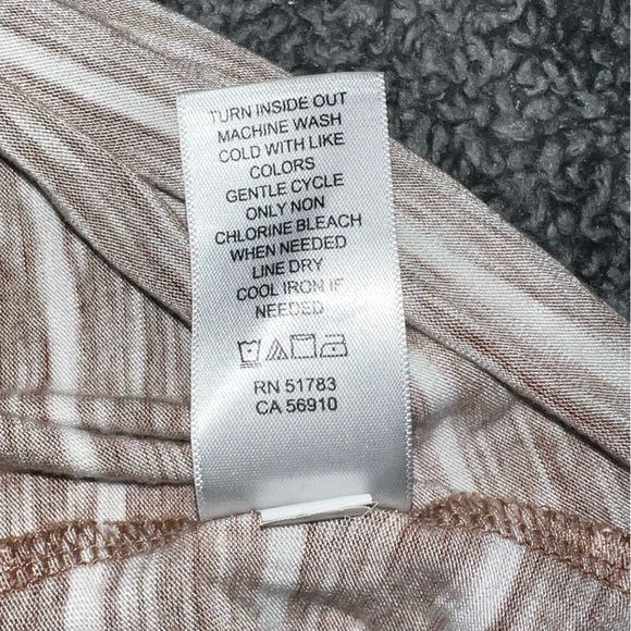 Varsity Striped Lace Up V Neck Tee - Picture 8 of 9